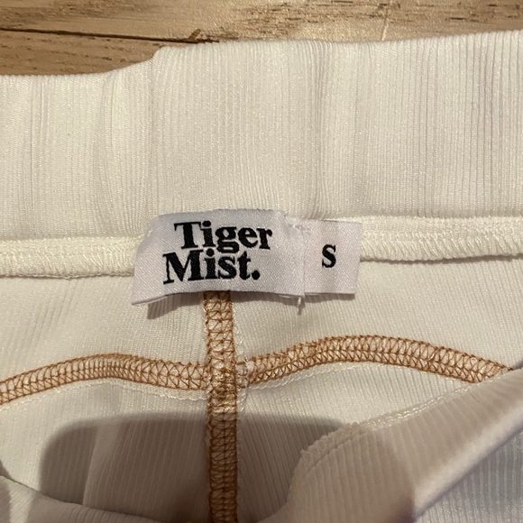 Pants - Picture 2 of 4